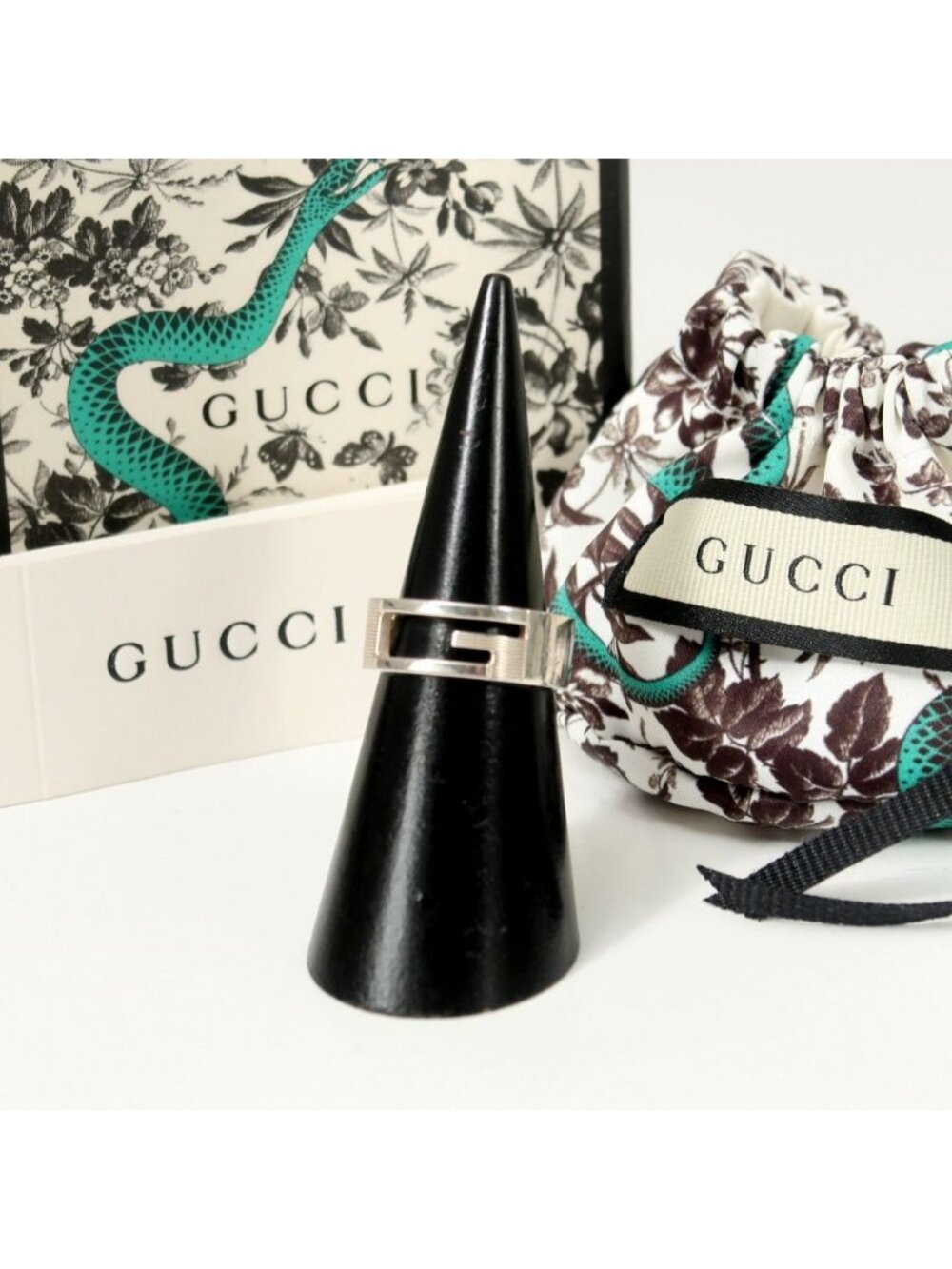 Gucci Ring Interlocking Logo